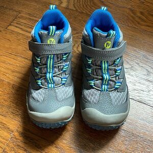 Like New Merrell Hiking Shoe Size 10.5